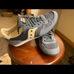 Saucony bullet women’s shoes